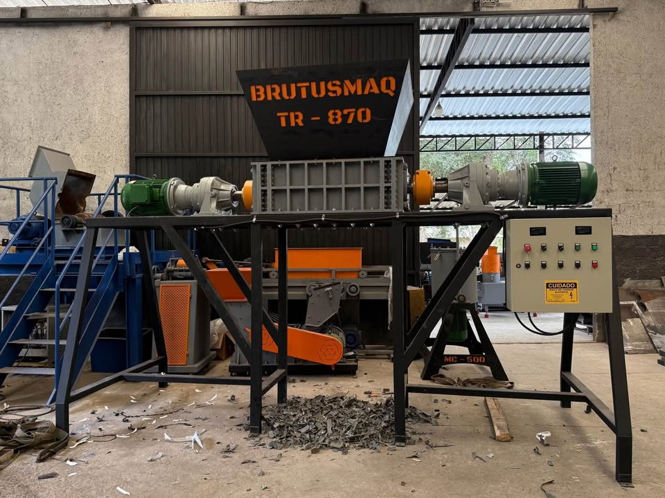 Triturador Industrial Shredder de Eixo Duplo