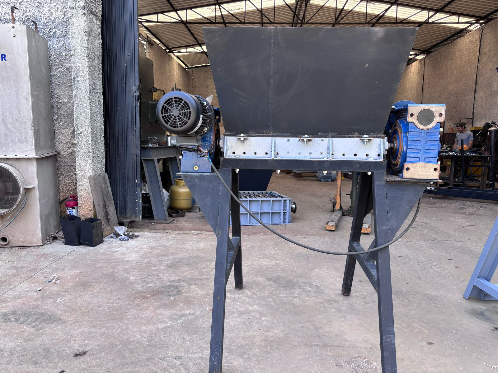 Triturador Shredder Usado – 750x200 mm